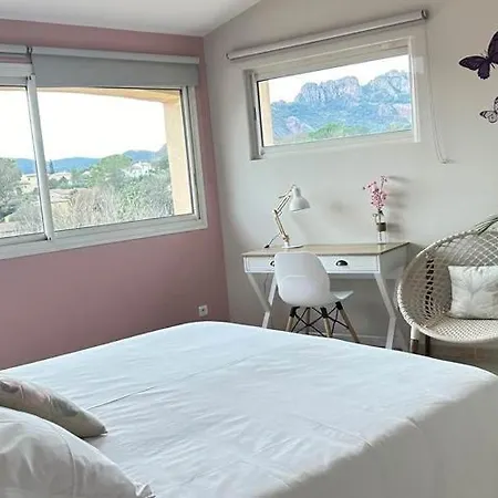 Apartamento 2 Hebergements - 10 Couchages - Parking, Piscine, Jacuzzi - Convivialite