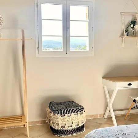 Apartamento 2 Hebergements - 10 Couchages - Parking, Piscine, Jacuzzi - Convivialite *