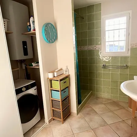 2 Hebergements - 10 Couchages - Parking, Piscine, Jacuzzi - Convivialite 로크부른수르알젠스