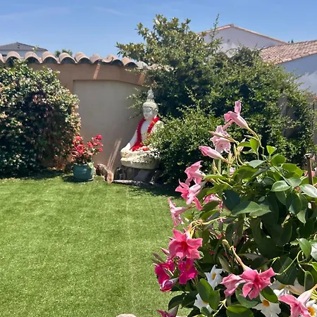 Des Figuiers - Parking, Piscine, Jacuzzi *
